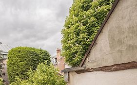 Champagne en Terrasse - Elégant et Discret